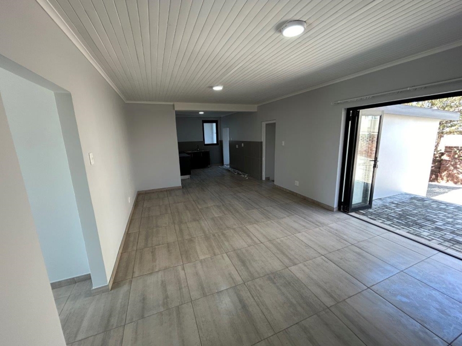 9 Bedroom Property for Sale in Jeffreys Bay Central Eastern Cape